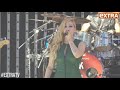 Avril Lavigne - Rock N Roll (live @ Extra TV at The Grove 2013)