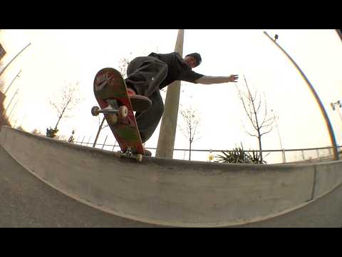 LEO BAKER : Tacky : Welcome to the Circus 🎪📌