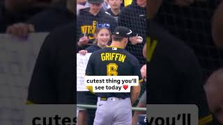 Konnor Griffin makes this young fan's day ????