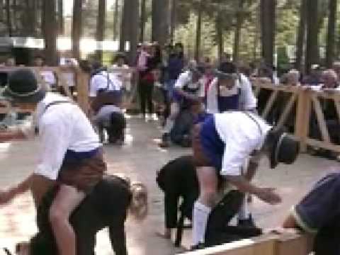 Schuhplattler Buben Petersberg Südtirol 3von3