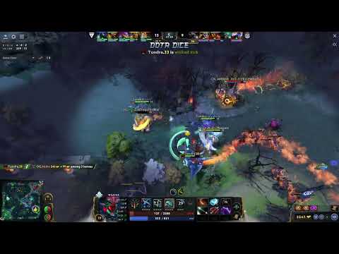 200 IQ Escape by Yuragi Weaver!!! What a Play - Dota 2 Shorts