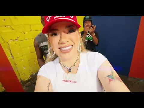 @laInsuperable X @Lomiiel X @CekyViciny  - DOMINGUITO - DVJ Dembow - DjMixerEdit Intro Outro 123Bpm