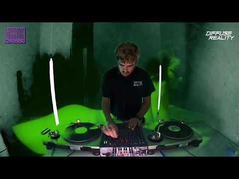 DIFFUSE REALITY TAKEOVER: SQUARIC / March 18 / 16:00 - 15:00