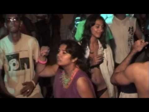 Pearl plays Perfect  @ Sunburn 2008, Candolim Beach- Goa