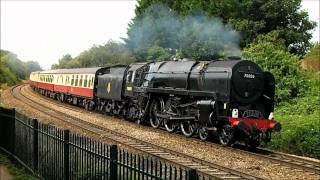 preview picture of video '70000 (Britannia) on the Bath Spa Express Through Trowbridge'