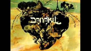 Danakil feat Media Feat Winston Et Matthew Mc Anuff ( Echos du temps)