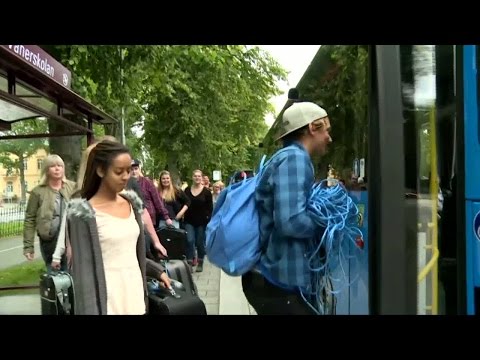 Jesper och Björn får bussig hjälp - Spring! (TV4)
