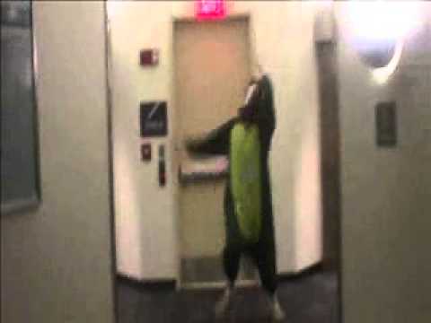 Youmacon 2012 Silver Style - Real Footage of Diego Brando Part 2