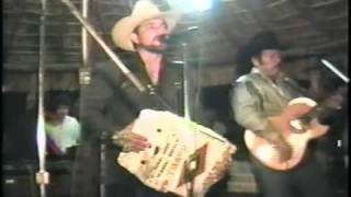 INVASORES DE NUEVO LEON, Aver Si Capea, Animas Que No Amanezca