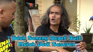 Download lagu Already Happy to Get Money, But Now Becoming a Target mp3