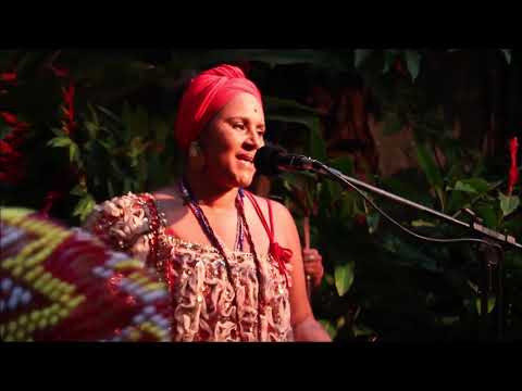 Saudação aos Orixás - Maracatu ventos de Ouro