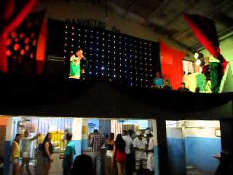 MC DANDINHO E ANJINHA MC NO BANHISTA DO PINA