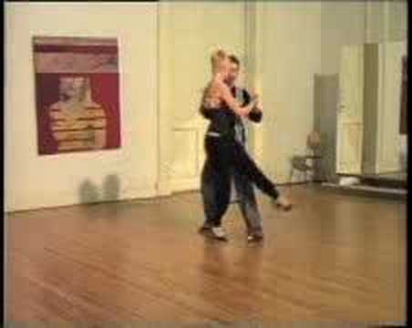  Karo Pizzo  and  Martín Gutierrez  are  dancing  to  the  milonga  "  Al Galope  "