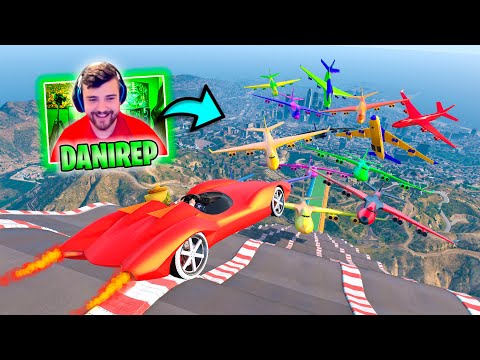 MEGA RAMPA TODOS CONTRA MI! LOS ESQUIVO A TODOS!! - GTA V ONLINE