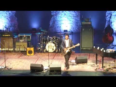 King Solomon Hicks opening for Beth Hart in Dallas, TX on April 19th, 2022 at The Majestic Theater