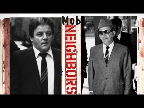 Driving to the homes of mobsters Tony Spilotro and Sam Giancana
