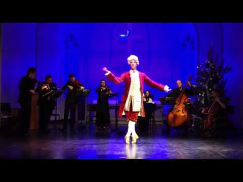 Baroque Dance – J. S. Bach. Sarabande from h-moll suite. Petit Trianon Baroque Company.