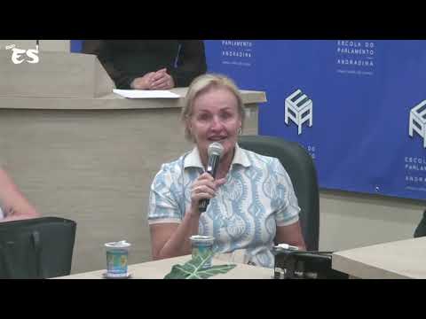 Palestra sobre violência de gênero