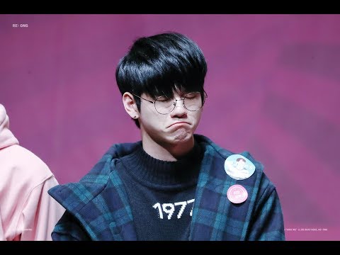 [ Wanna One ] 171118 Ong Seongwoo at GANGNAM FANSIGN - 워너원