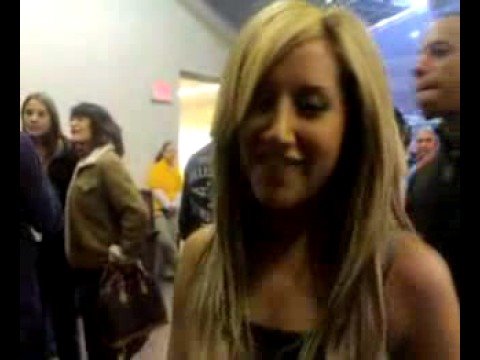 Video Blog 2 - HI FROM HSM TOUR!