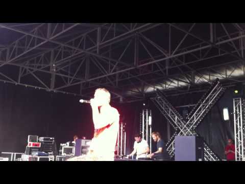 Dodge & Fuski @ Elements Festival 2011