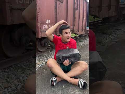 Messi's surprise gift for Ronaldo #ronaldo #messi #kindness