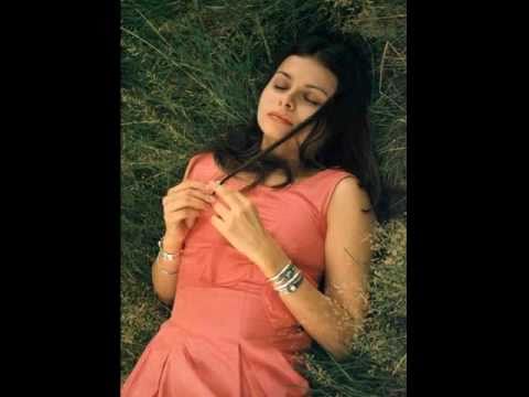 Death In Vegas feat. Hope Sandoval - Help Yourself (lyrics)