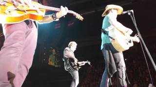 Jason Aldean singing Asphalt Cowboy and Why