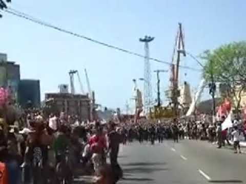 Banda da PM e do Exército tocando dobrado quatro tenentes