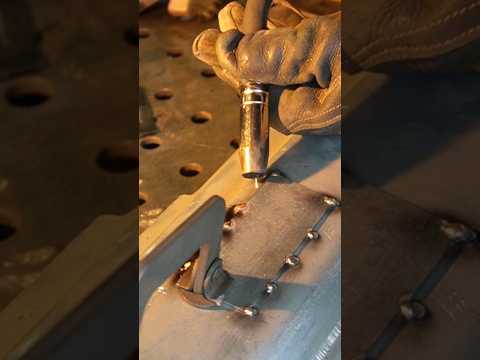 Keiner schweißt mehr sein Auto! Cusi3 Löten