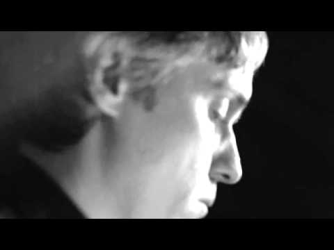 Erland & The Carnival - "Lonely" (Official Video)