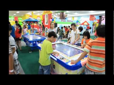 Bài hát "My World - Your World - Our tiNiWorld"