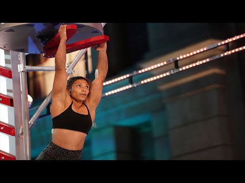 Meagan Martin Bust Through the American Ninja Warrior 13 Women's Championship Semifinals