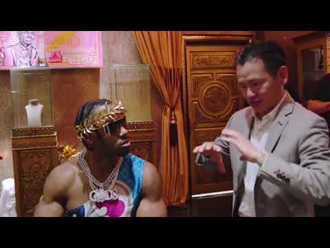 Zeus Stops by Johnny Dang & Co To Pick up his God Links!!