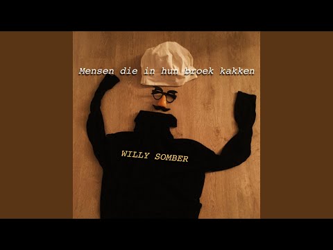 Lore Doet Kaka in Haar Broek