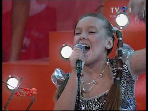 Madalina Lefter 10 years -live -cad si ma ridic