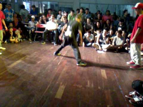 Mania 3 vs Big Fingerz 1 ( Floor Killer Tour 3 2010) Prelims.mp4