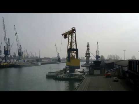 Loading heavy ores with a Floating Crane at the port of Rotterdam [NL]