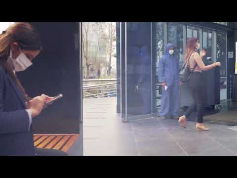 Video de comunicación interna BBVA Manteniendo la distancia, campaña cantada sobre protocolos y cuidados post COVID