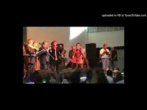 Los Hispanos con Gustavo Quintero - TAN BELLA Y TAN PRESUMIDA