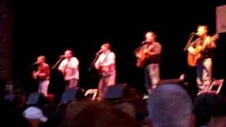 Makem and Spain Brothers: Barnyards of Delgaty (full version by request! :-)