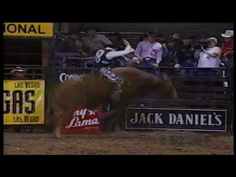 Jim Sharp vs Shotgun Red - 97 PBR Albuquerque (91 pts)