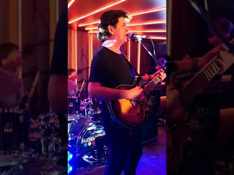 Može da te ubije grom - Bajaga i Instruktori (Luckia Casino Zagreb)