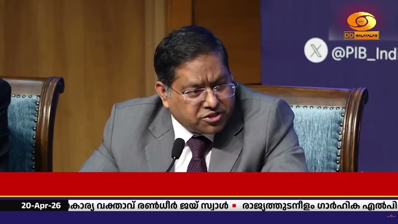 'ഹോർമുസ് കടലിടുക്ക് വഴി കപ്പലുകൾക്ക് സുരക്ഷിതമായി ?