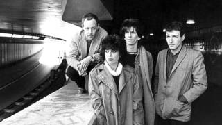 Minimal Compact - Losing Tracks (In Time)