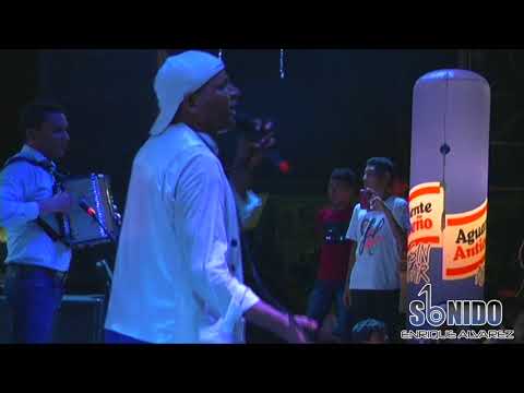 Yo Vivo Solo Farid Ortiz en vivo