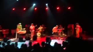 Boogarins + O Terno - "Despreocupar" / "Infinu"