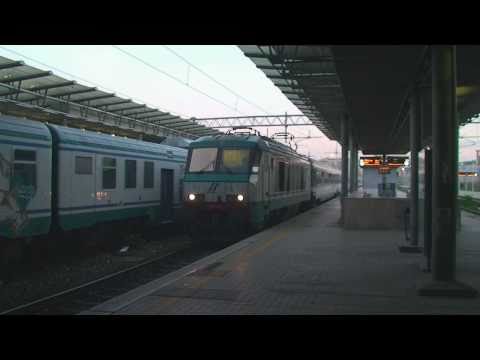 E 402A-012 + EXP 837 a Roma Tiburtina