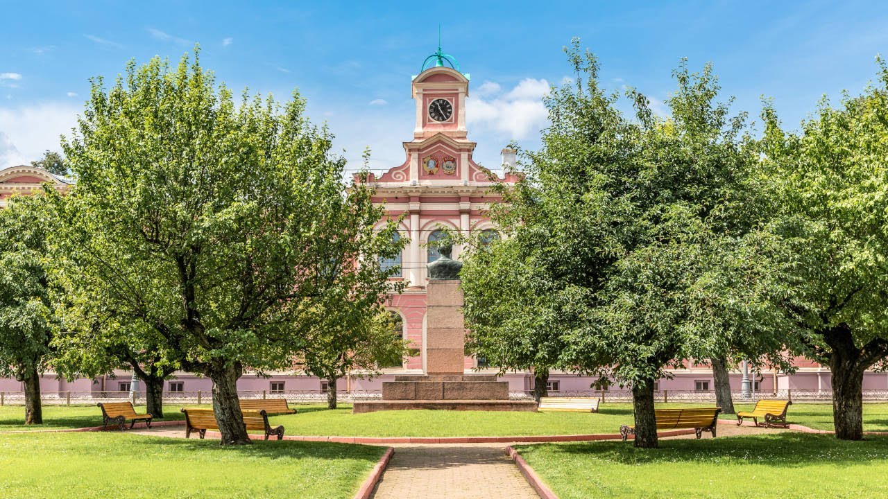 Giới thiệu - Russian - 2021