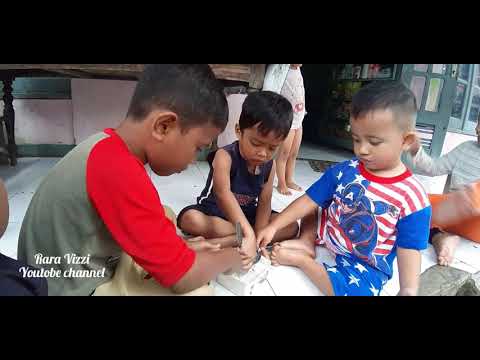 The sultan's fight for ice cream, Reno, and Lutfi, burst into his eyes